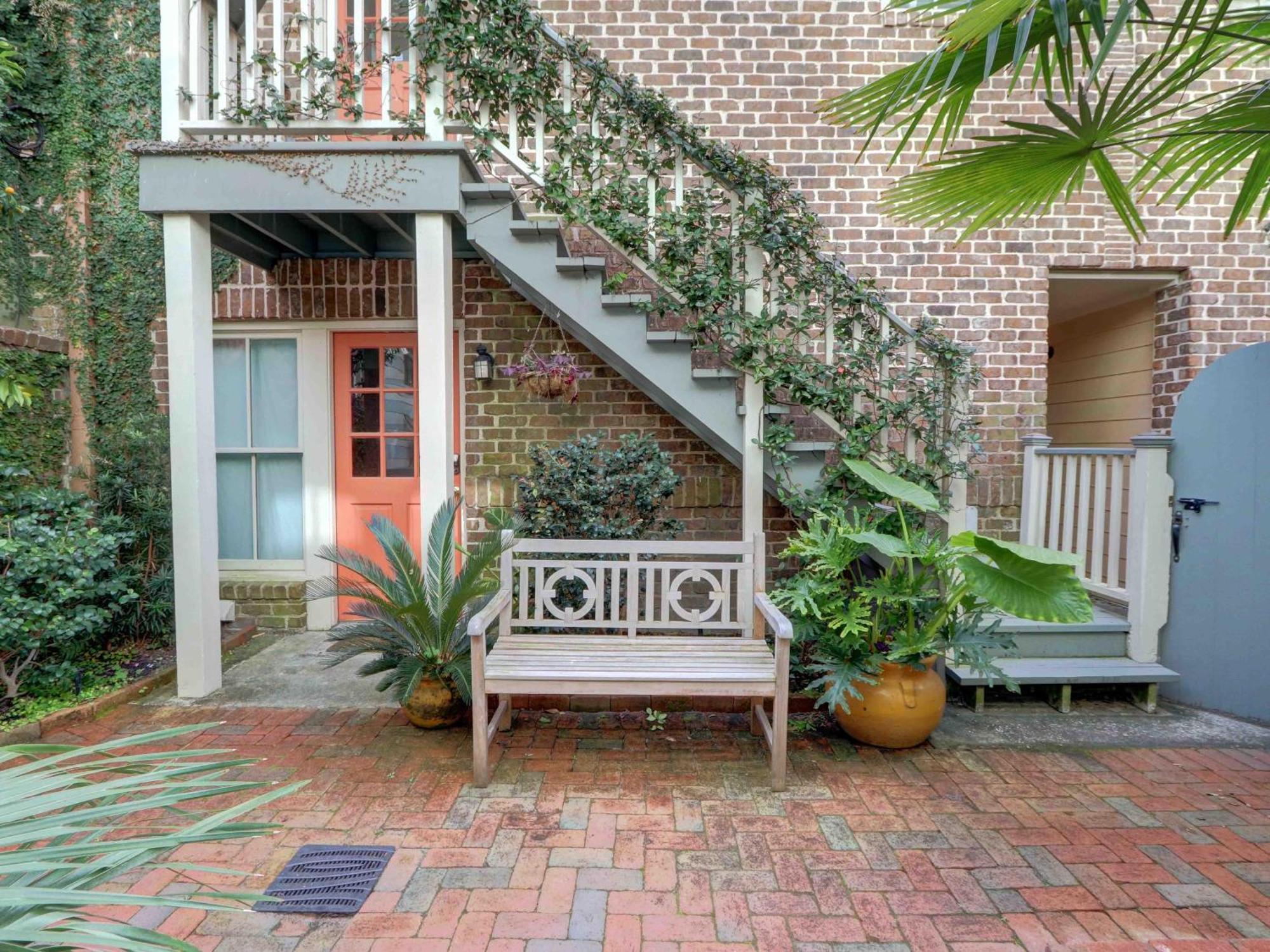 Crawford Carriage House Apartment Savannah Exterior photo